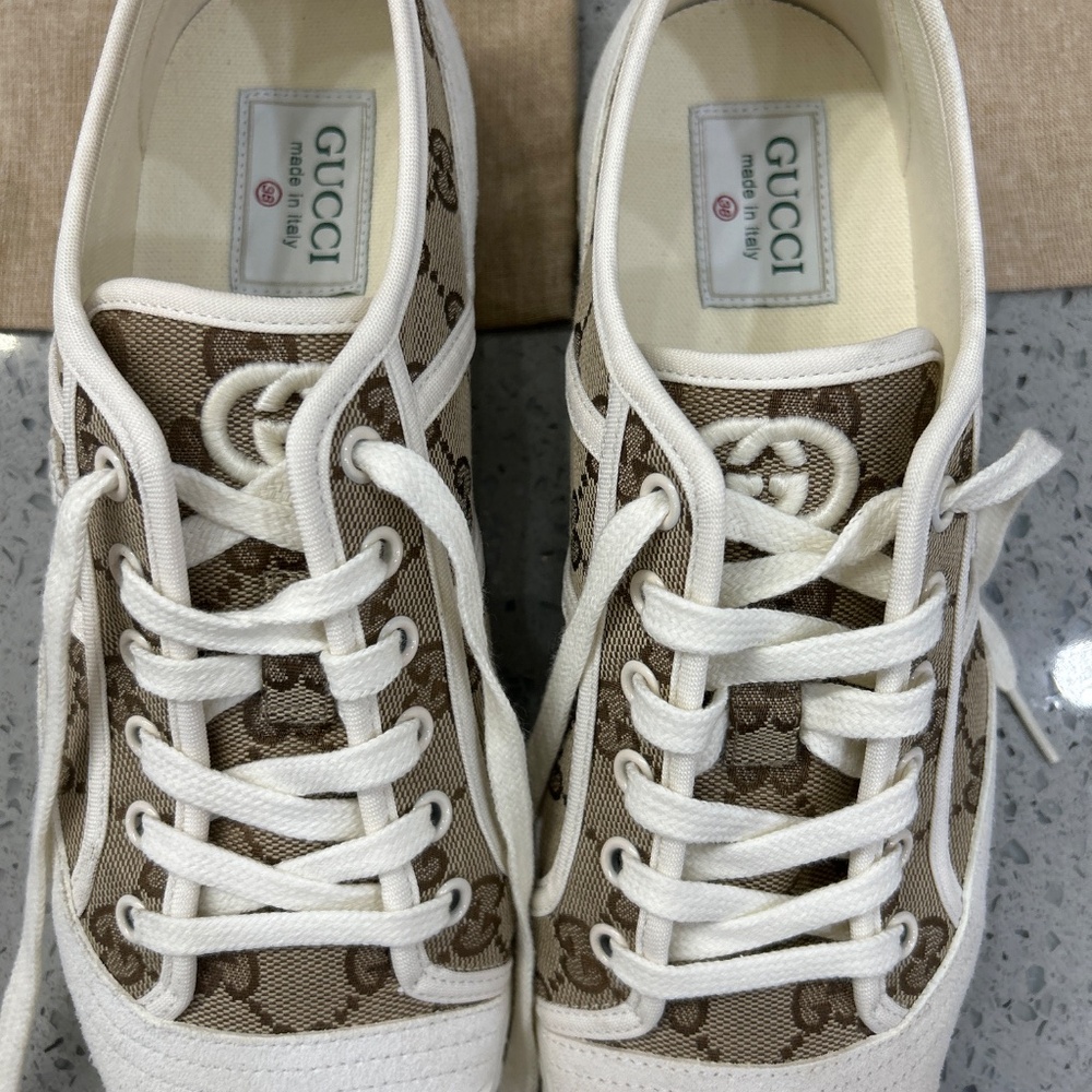 Update: More pics added…Authentic Gucci sneakers size 38 tan & white in color… - Picture 10 of 12